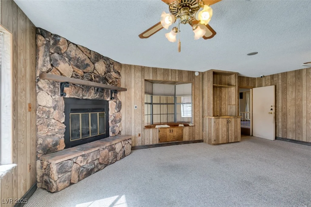 4530 Maulding, Las Vegas, NV 89139
