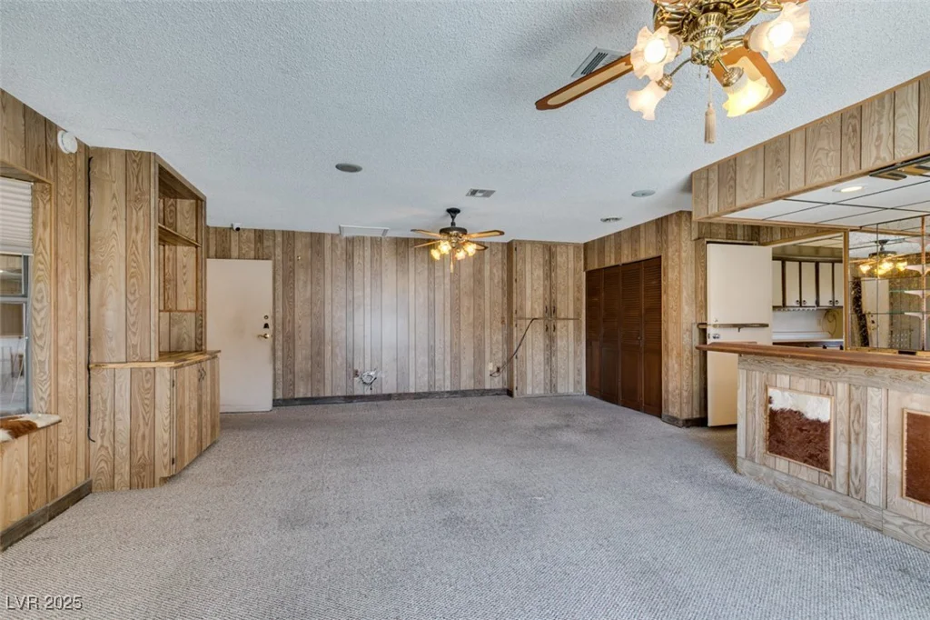 4530 Maulding, Las Vegas, NV 89139
