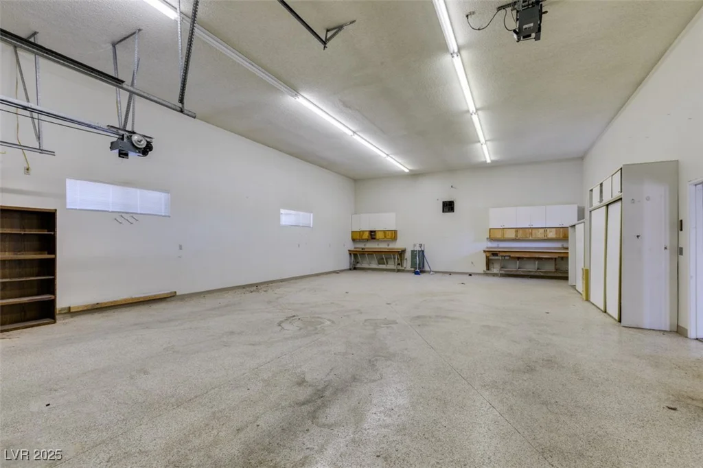 4530 Maulding, Las Vegas, NV 89139