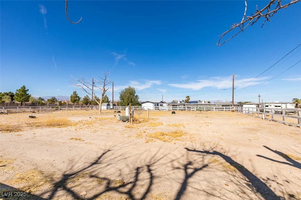 4530 Maulding, Las Vegas, NV 89139