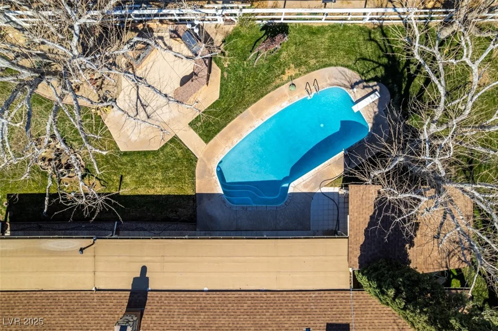 4530 Maulding, Las Vegas, NV 89139