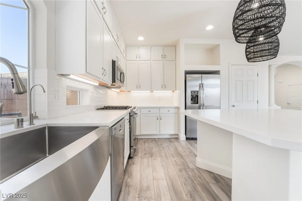 5565 Dreaming Tree, Las Vegas, NV 89141