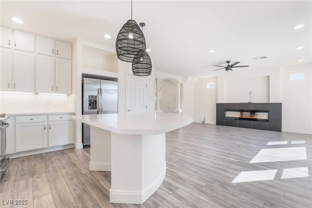 5565 Dreaming Tree, Las Vegas, NV 89141