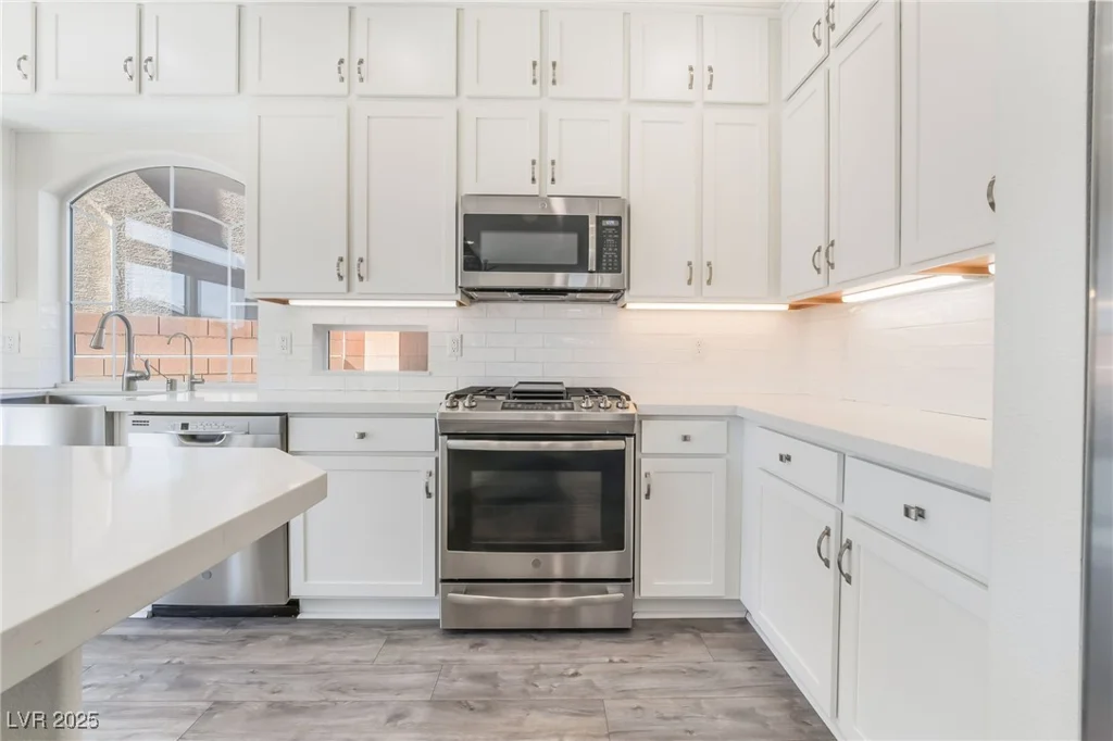 5565 Dreaming Tree, Las Vegas, NV 89141