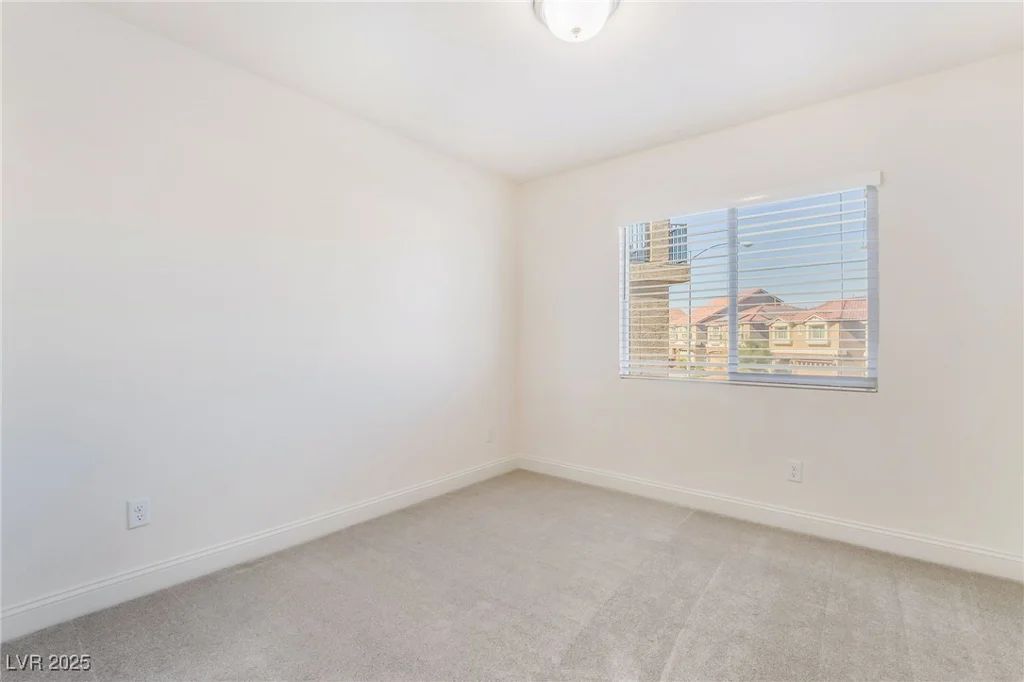 5565 Dreaming Tree, Las Vegas, NV 89141