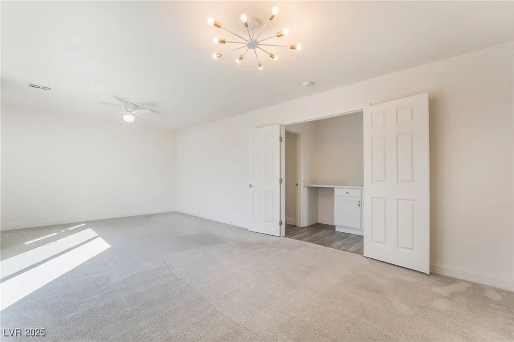 5565 Dreaming Tree, Las Vegas, NV 89141
