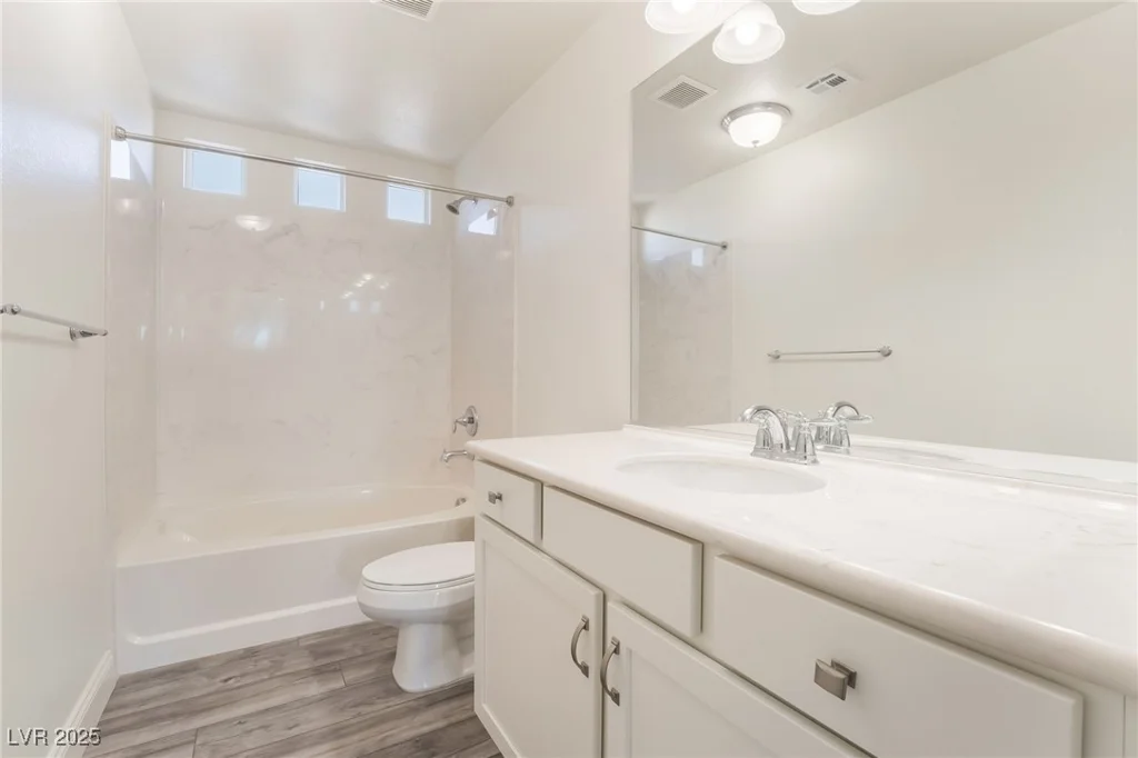 5565 Dreaming Tree, Las Vegas, NV 89141
