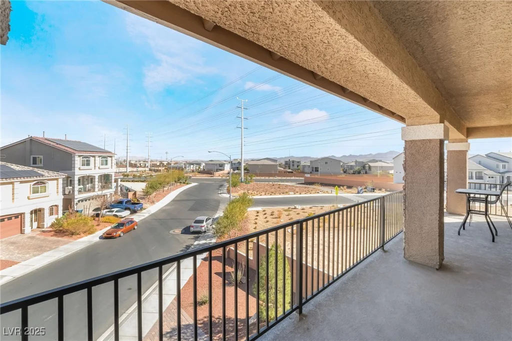 5565 Dreaming Tree, Las Vegas, NV 89141