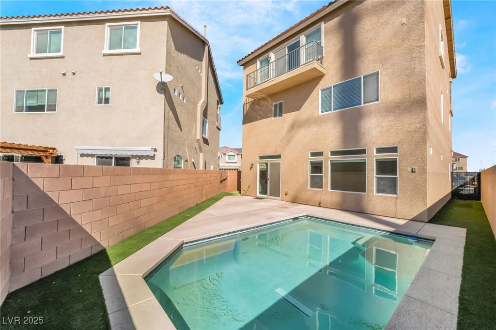 5565 Dreaming Tree, Las Vegas, NV 89141