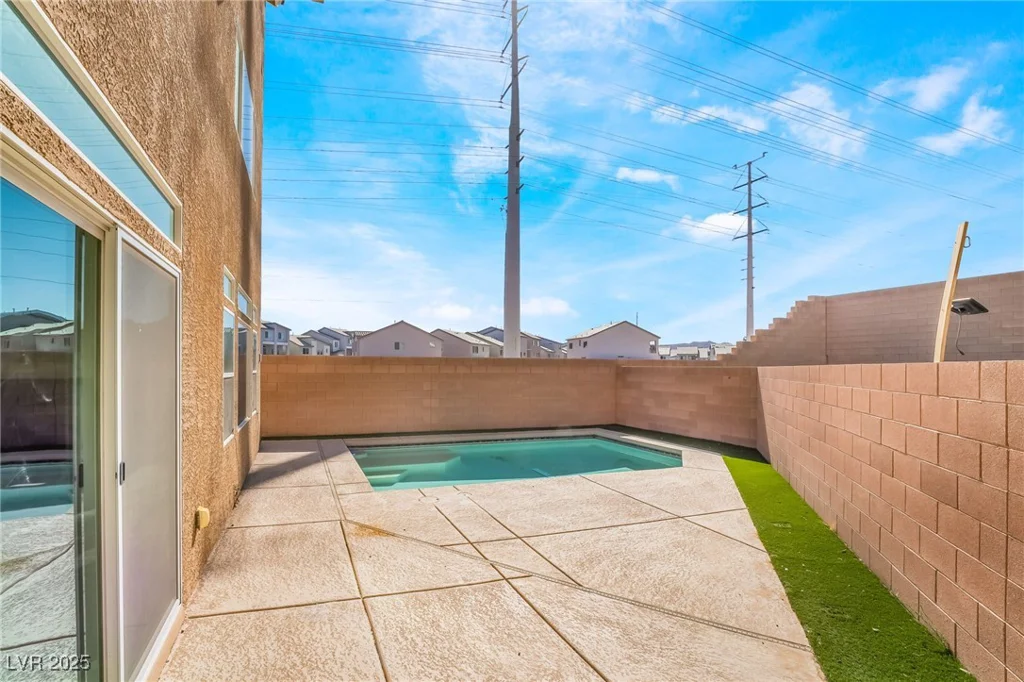 5565 Dreaming Tree, Las Vegas, NV 89141