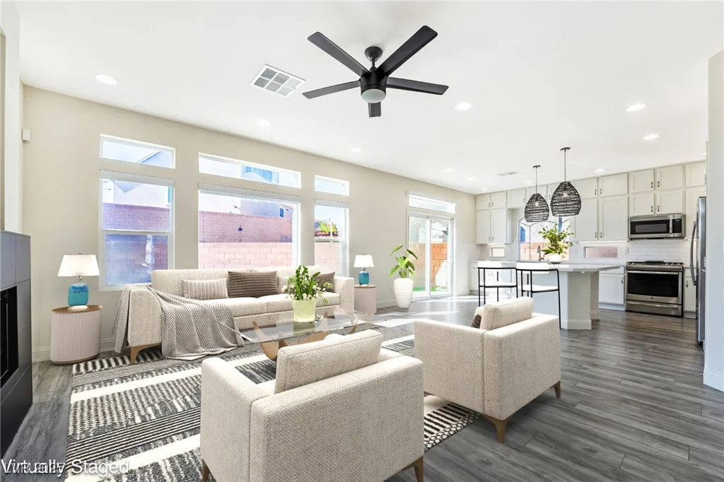 5565 Dreaming Tree, Las Vegas, NV 89141