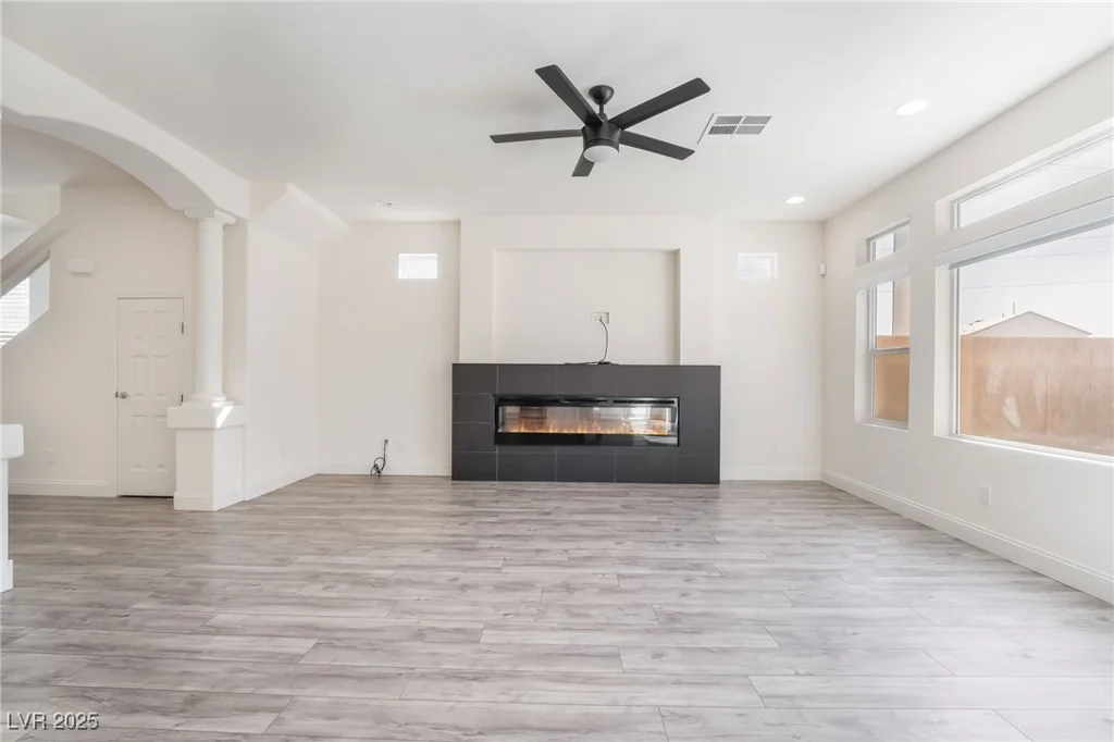 5565 Dreaming Tree, Las Vegas, NV 89141