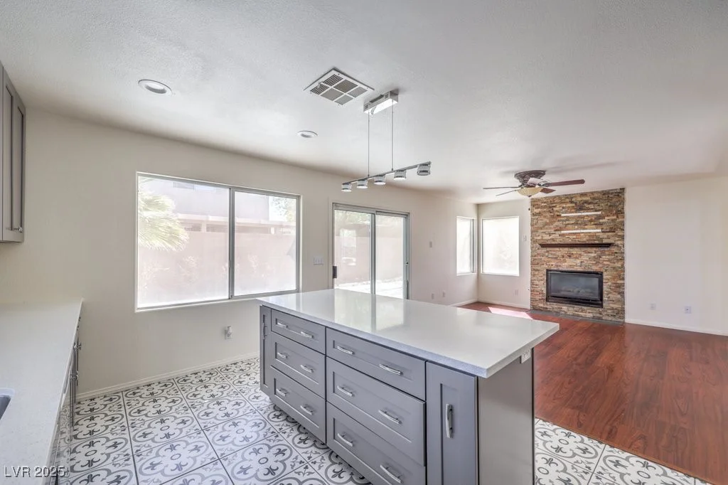 2180 Maple Shade, Henderson, NV 89002