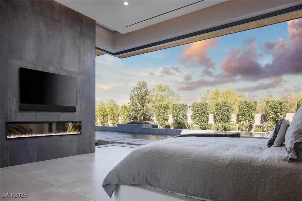 58 Midnight Sky, Las Vegas, NV 89135