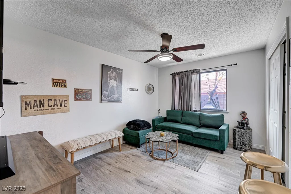 1915 Trilly, Las Vegas, NV 89156