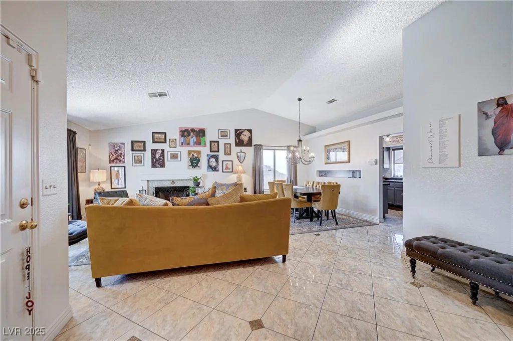 1915 Trilly, Las Vegas, NV 89156