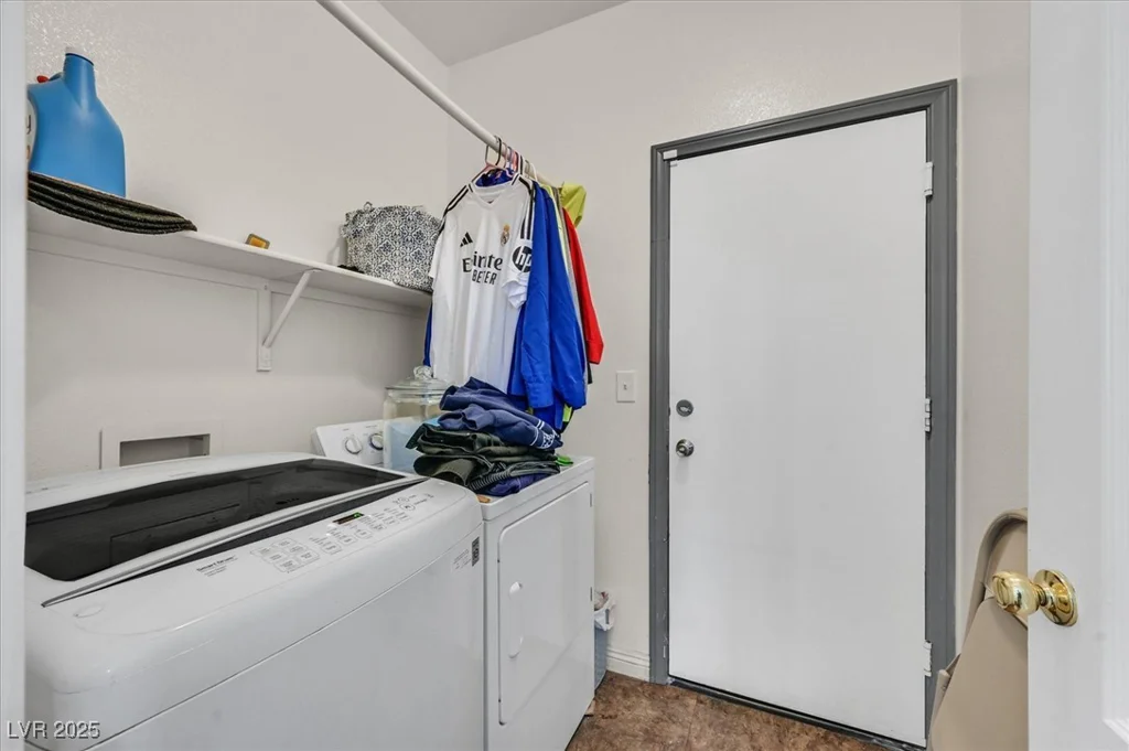 3971 Silver Saber, Las Vegas, NV 89129