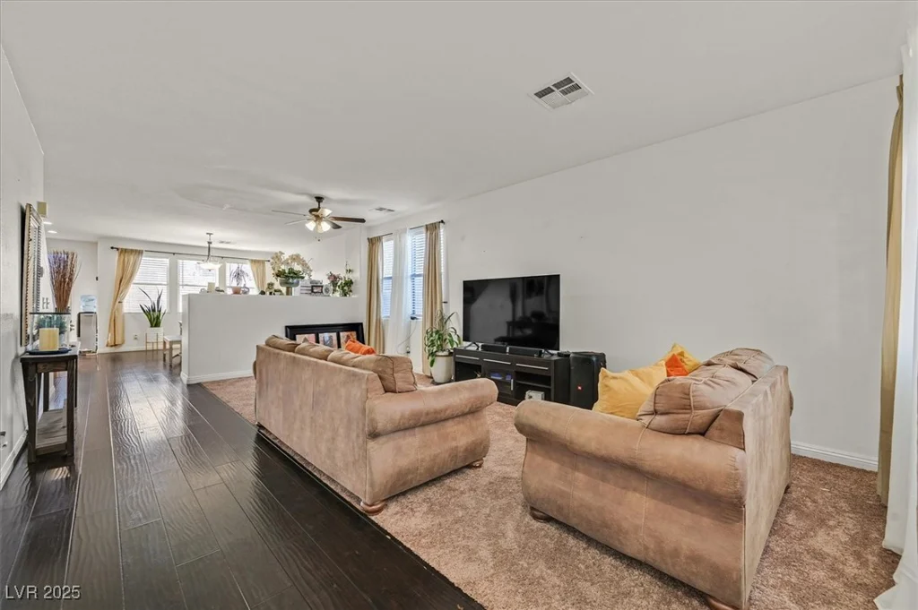 3971 Silver Saber, Las Vegas, NV 89129
