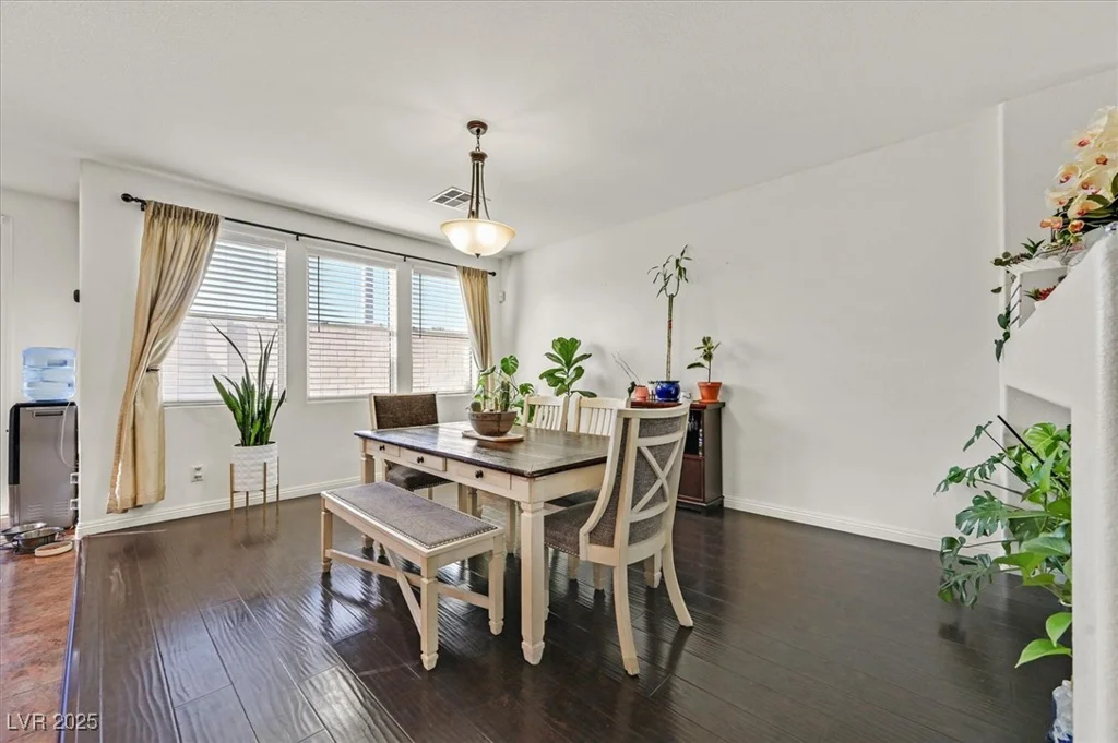 3971 Silver Saber, Las Vegas, NV 89129
