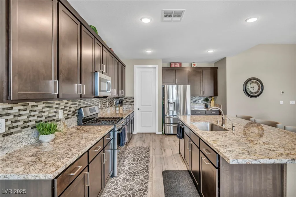 8266 Skye Territory, Las Vegas, NV 89166