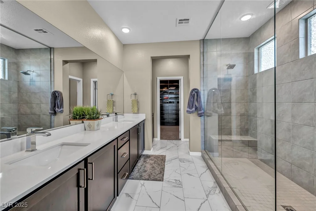 8266 Skye Territory, Las Vegas, NV 89166