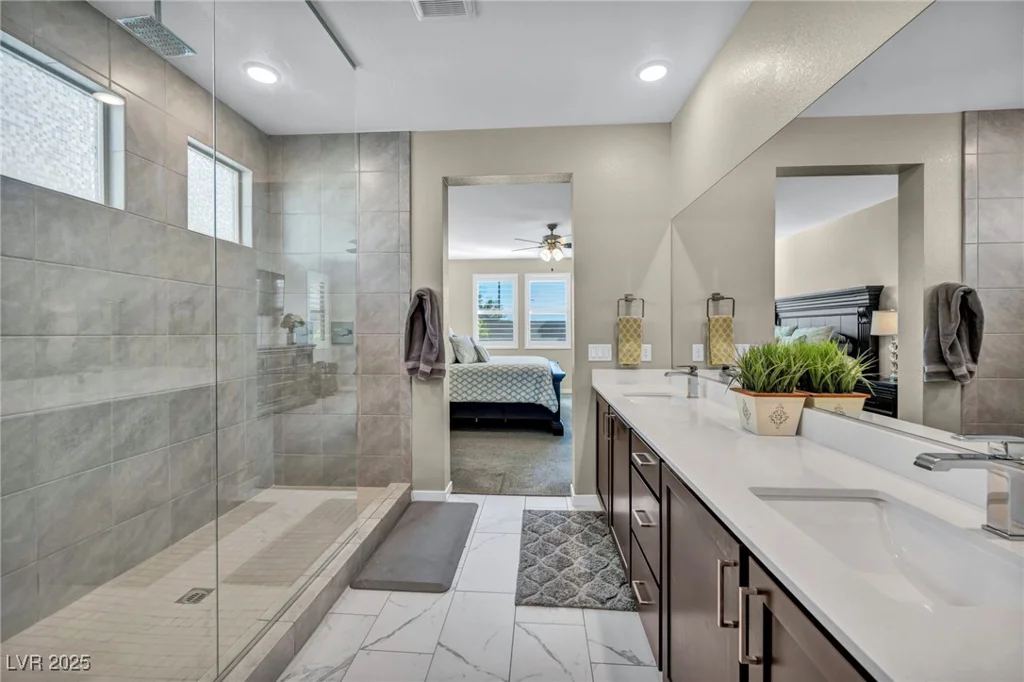 8266 Skye Territory, Las Vegas, NV 89166