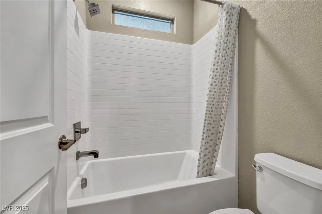 8266 Skye Territory, Las Vegas, NV 89166