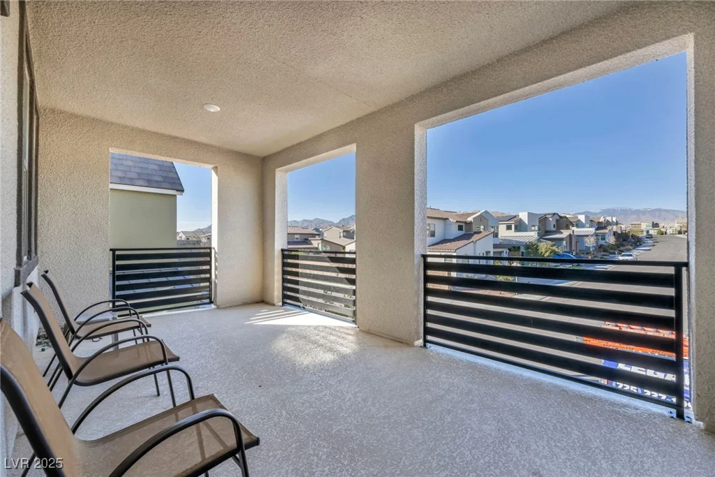 8266 Skye Territory, Las Vegas, NV 89166