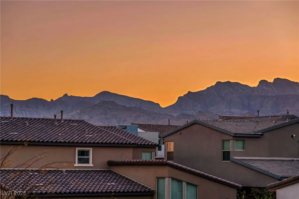 8266 Skye Territory, Las Vegas, NV 89166