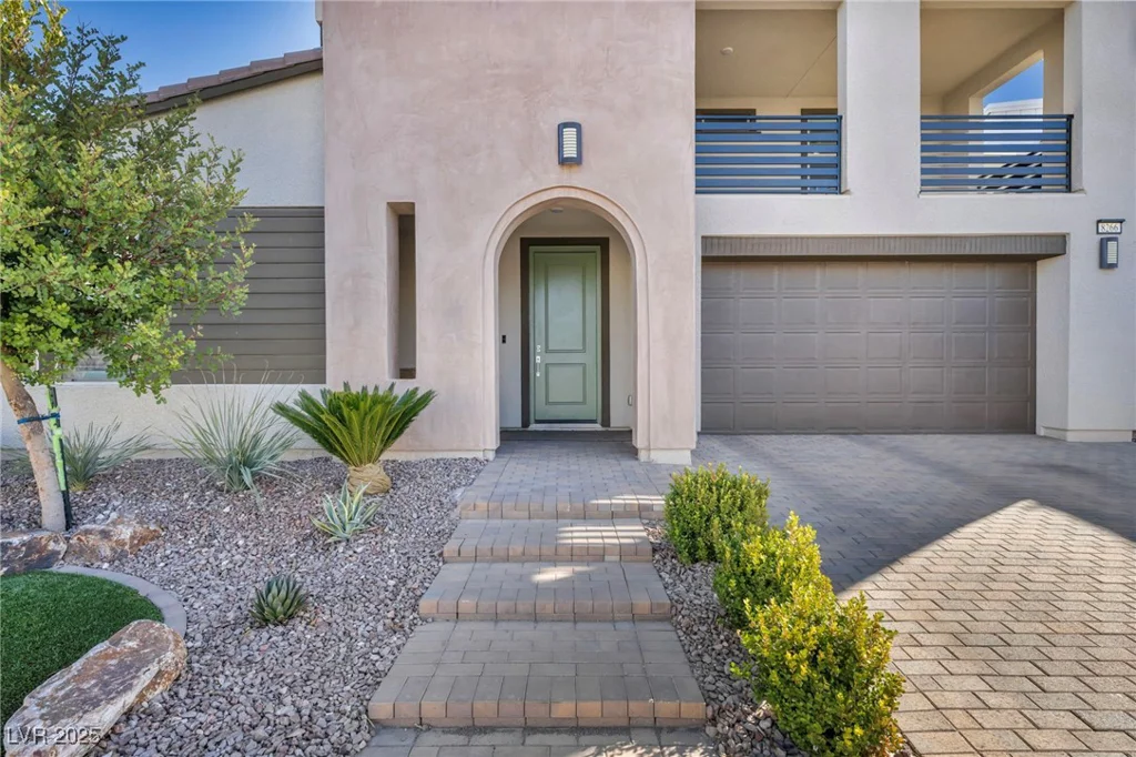 8266 Skye Territory, Las Vegas, NV 89166