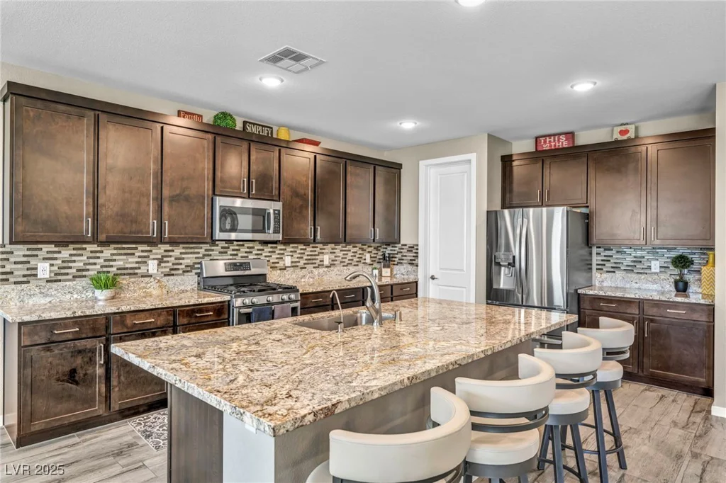 8266 Skye Territory, Las Vegas, NV 89166