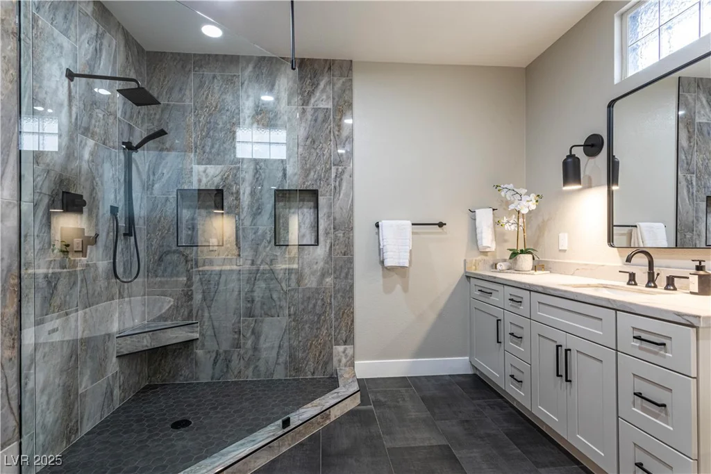 1534 Shady Elm, Las Vegas, NV 89135