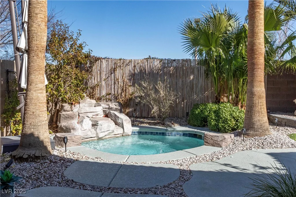 1534 Shady Elm, Las Vegas, NV 89135