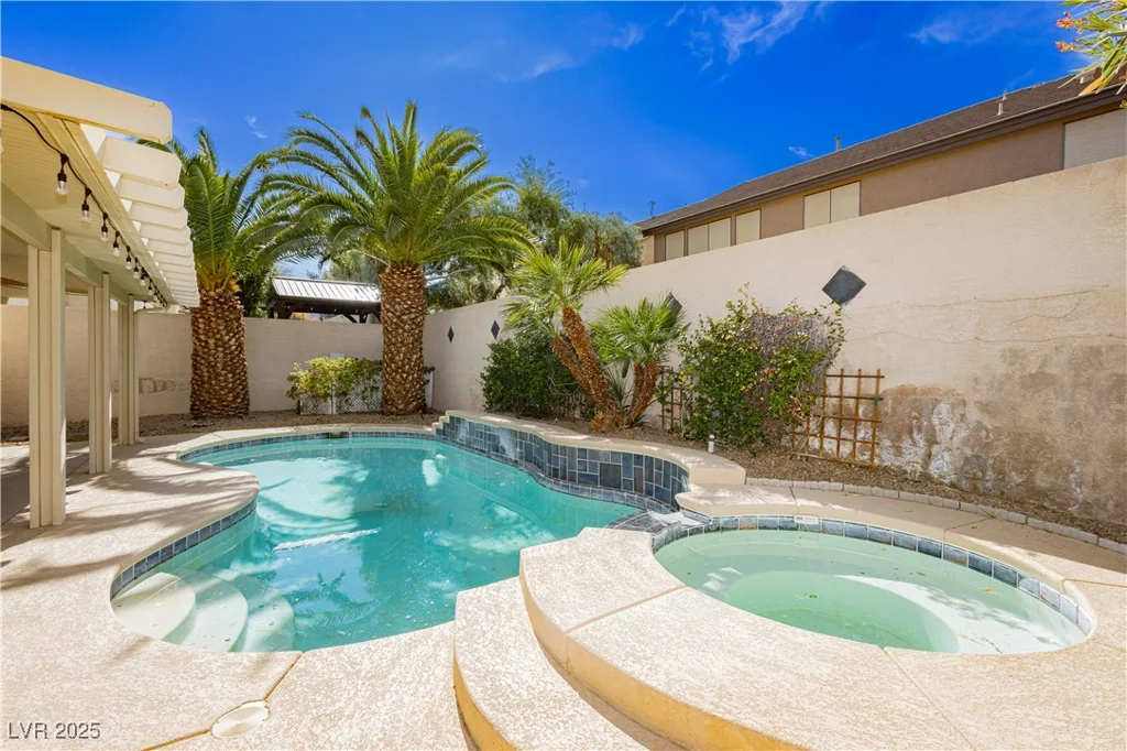 97 Parker Ranch, Henderson, NV 89012