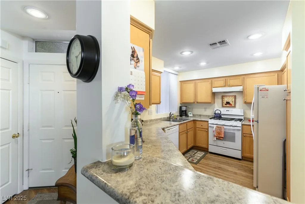5155 Tropicana, Las Vegas, NV 89103