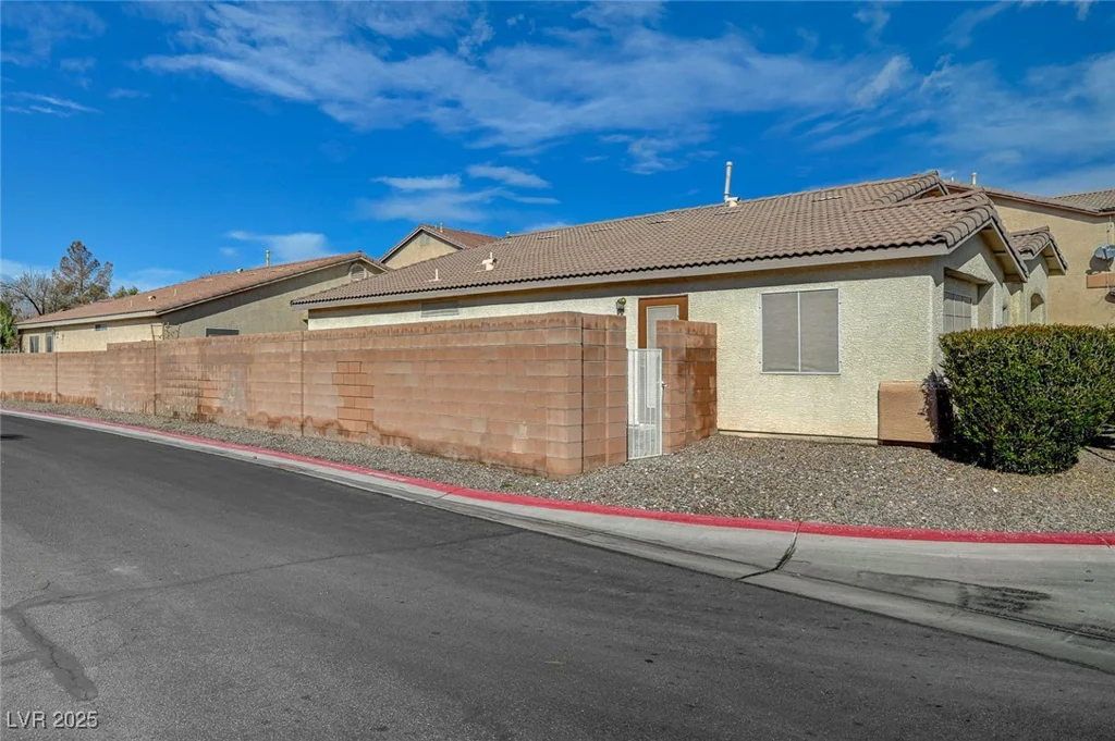 2705 Brill, Las Vegas, NV 89108