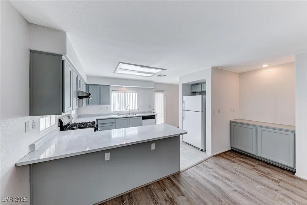 5301 Padua, Las Vegas, NV 89107
