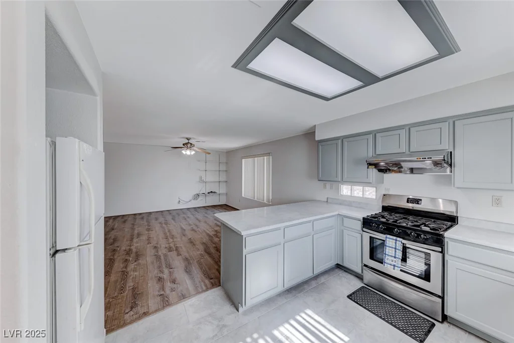 5301 Padua, Las Vegas, NV 89107