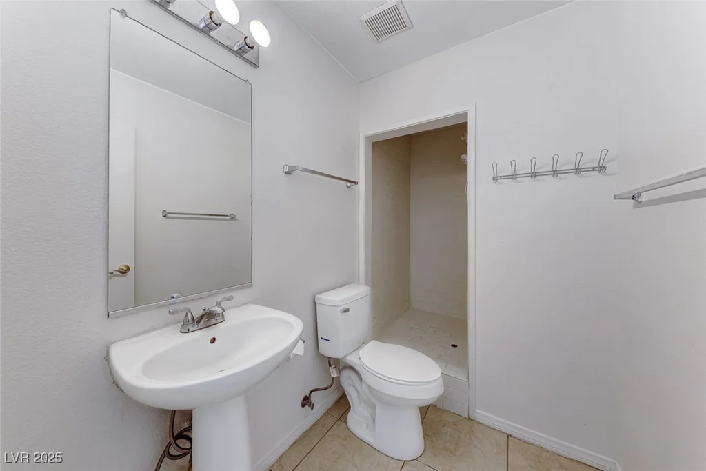 5301 Padua, Las Vegas, NV 89107