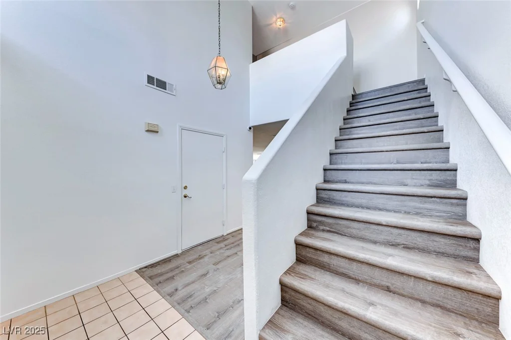 5301 Padua, Las Vegas, NV 89107