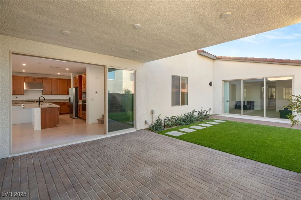 2486 Veronella, Henderson, NV 89044