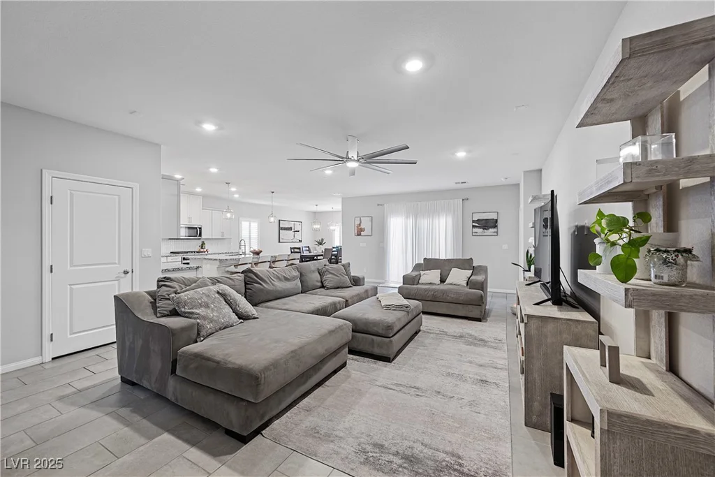 8976 Park, Las Vegas, NV 89178