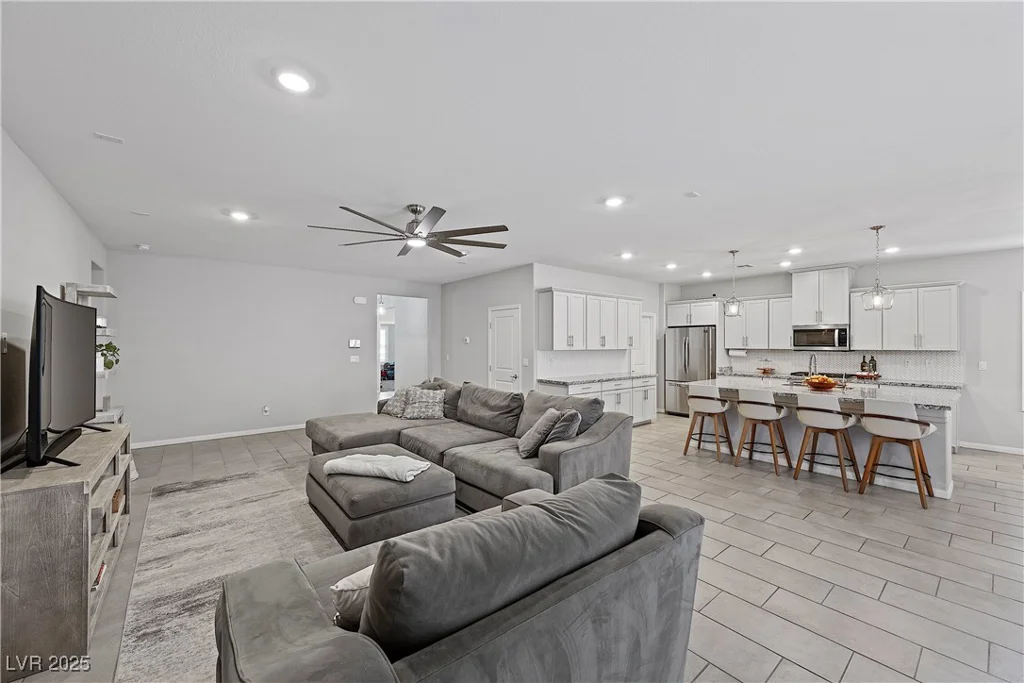 8976 Park, Las Vegas, NV 89178