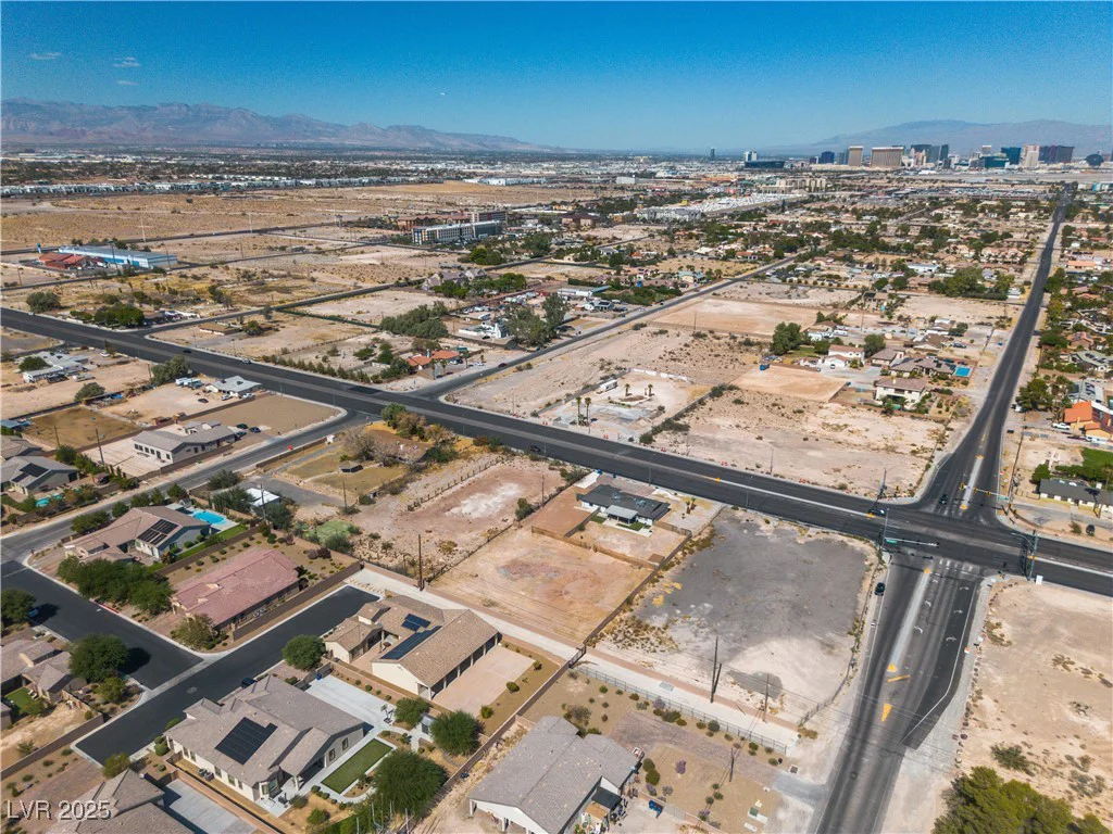 185 Windmill, Las Vegas, NV 89123