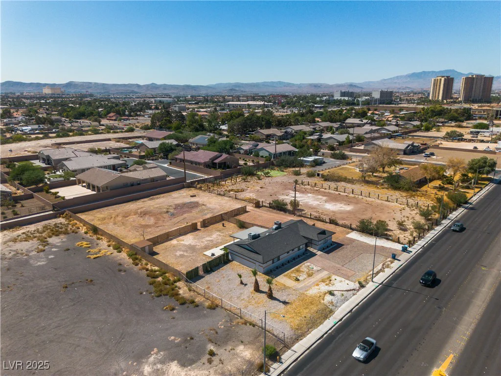185 Windmill, Las Vegas, NV 89123