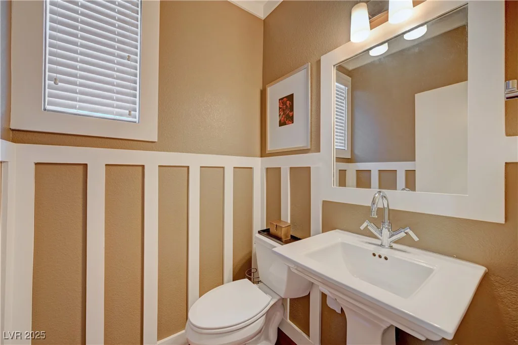 251 Green Valley, Henderson, NV 89012