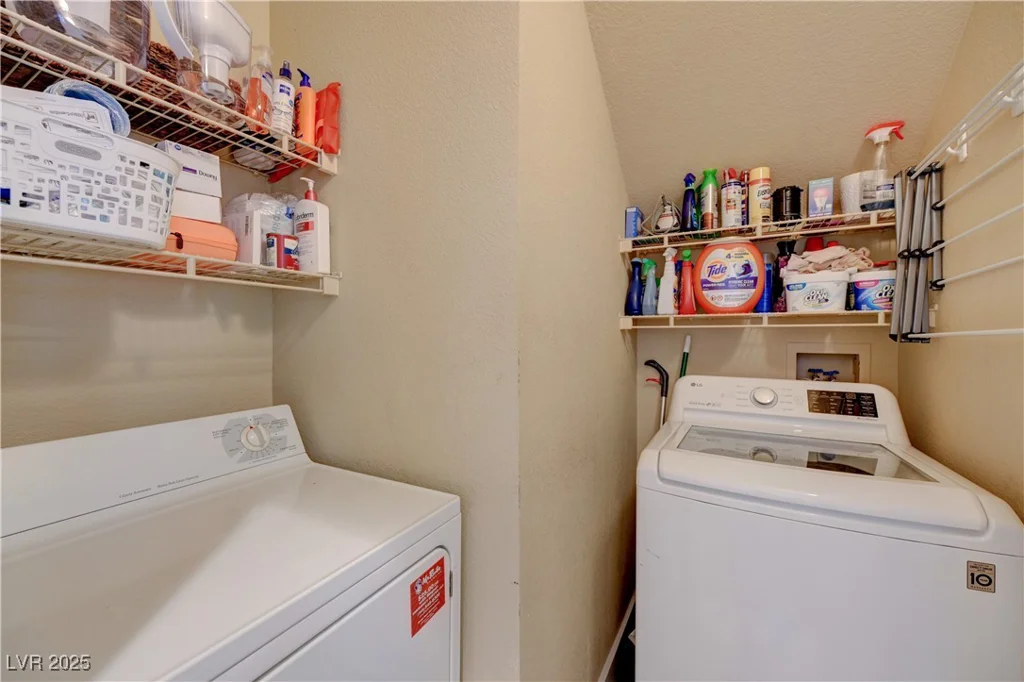 251 Green Valley, Henderson, NV 89012