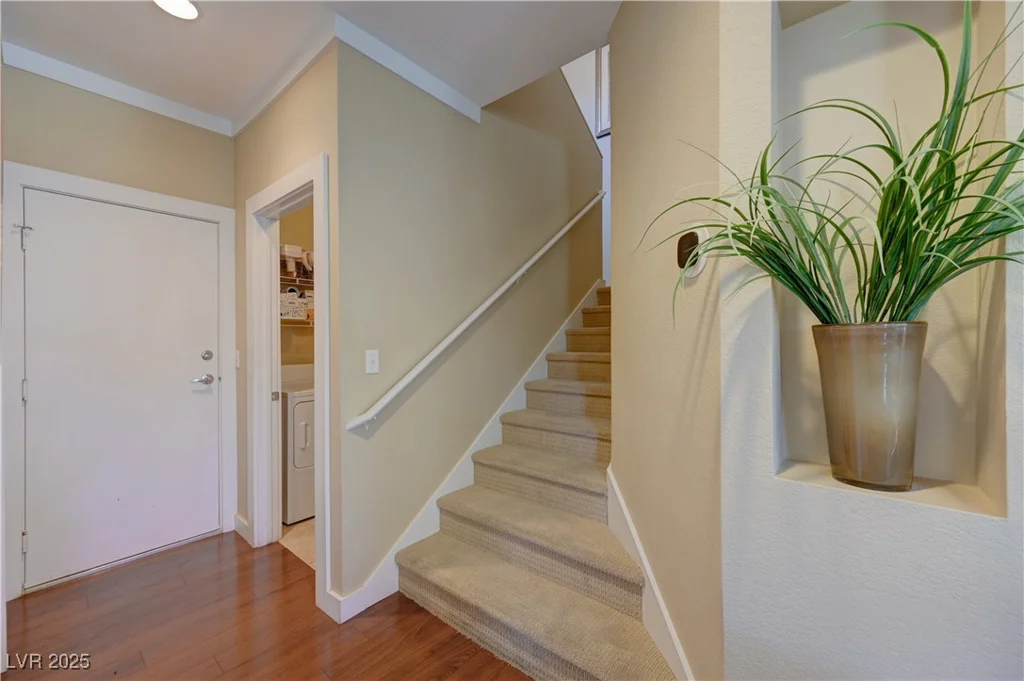 251 Green Valley, Henderson, NV 89012