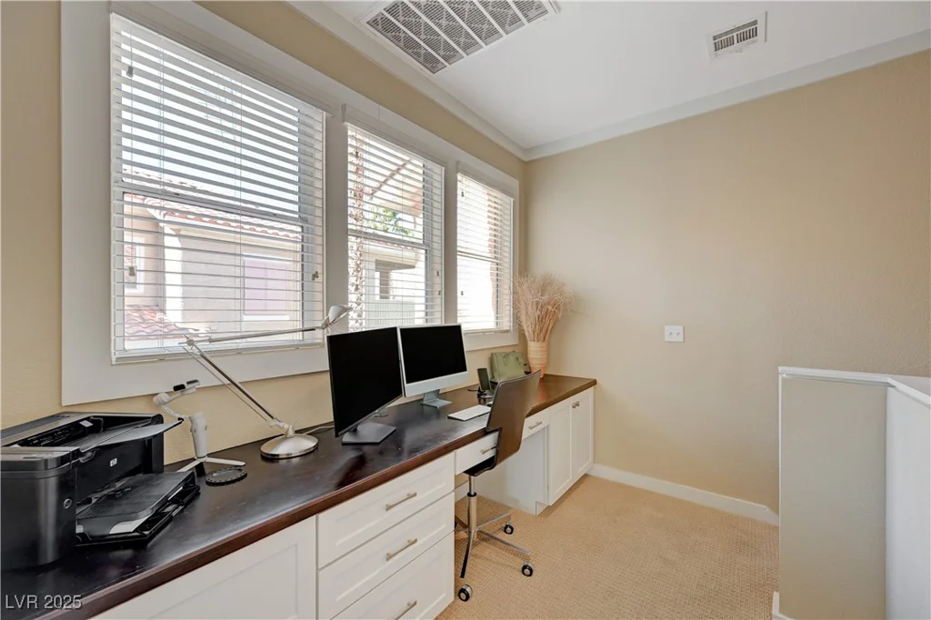 251 Green Valley, Henderson, NV 89012