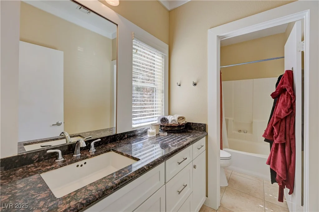 251 Green Valley, Henderson, NV 89012